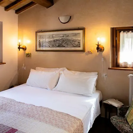 马墩纳塔安迪卡酒店 *